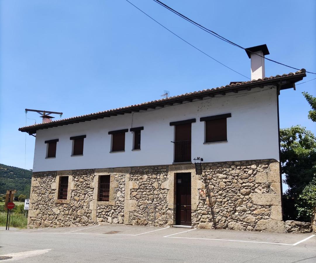 Casa Rural Puerta Del Sol II De 2 Habitaciones Candelario Exterior foto